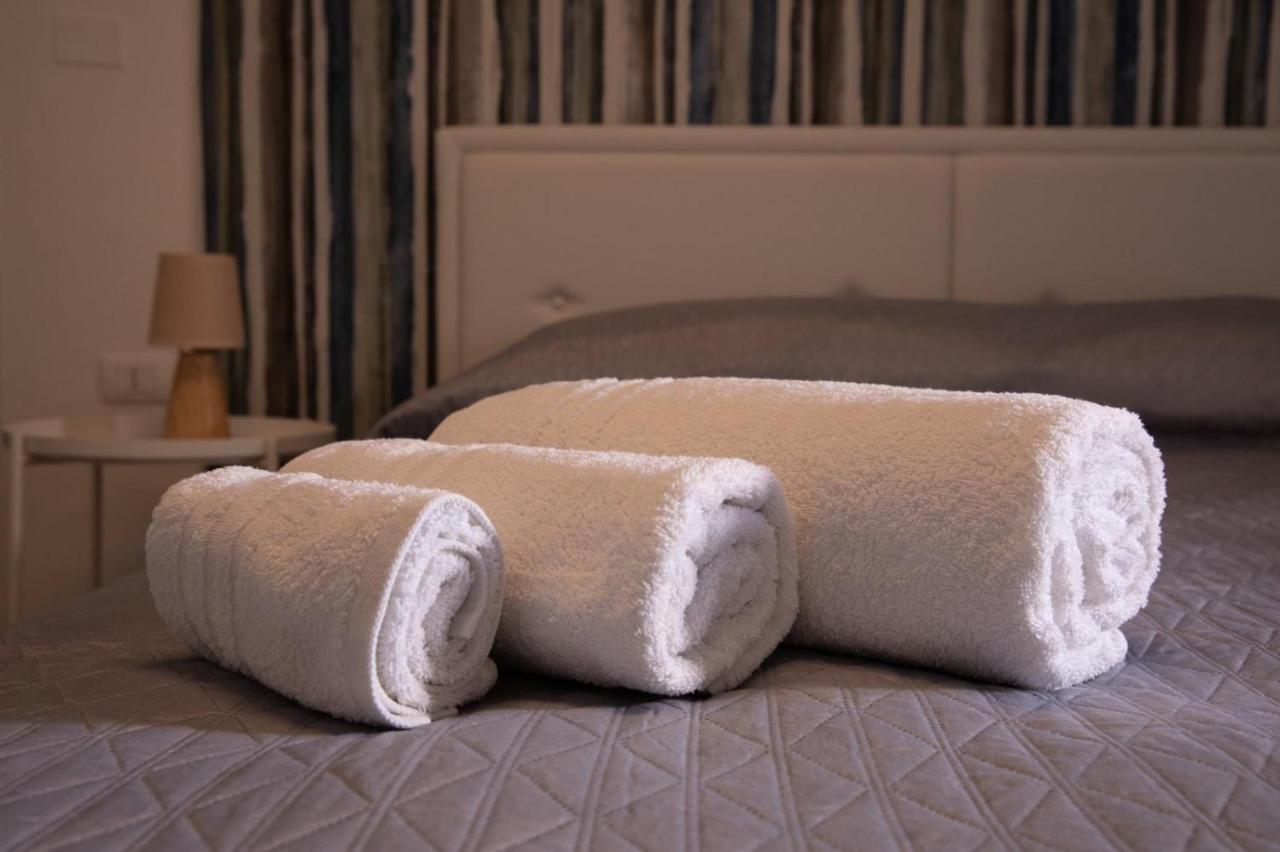 Largo Sicilia B&B Avola Eksteriør billede