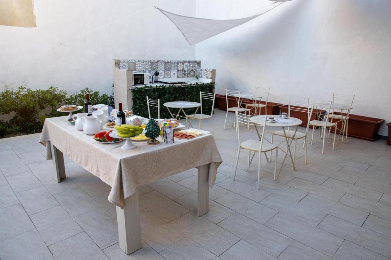 Largo Sicilia B&B Avola Eksteriør billede